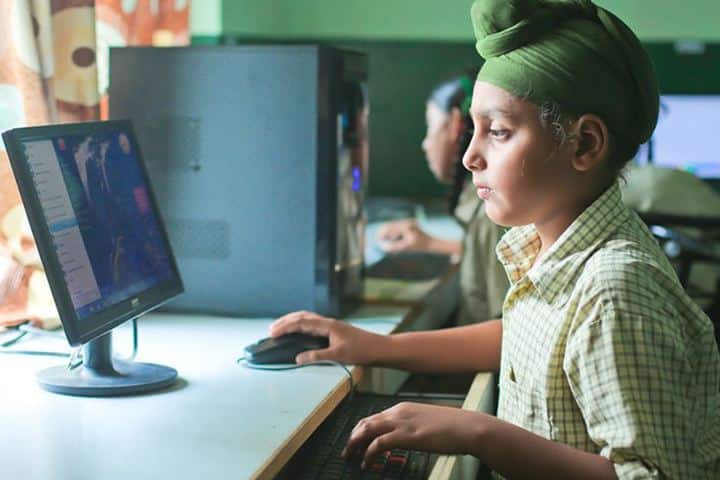 Scholars Public School-Computer Lab