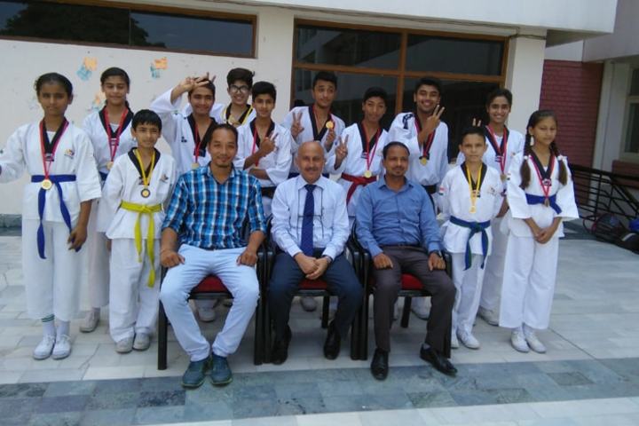 Shishu Niketan Public School-Karate