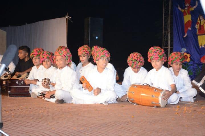 Shishu Niketan Public School-Music