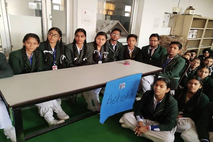 Shivalik Public School-Debate