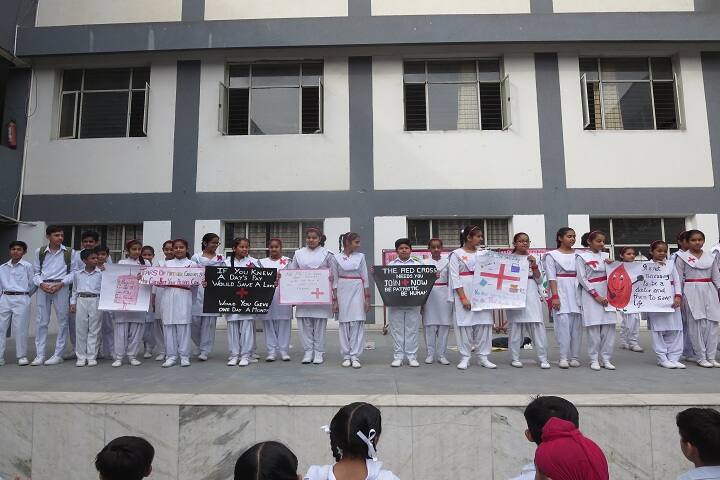 Shivalik Public School-Red Rose Day