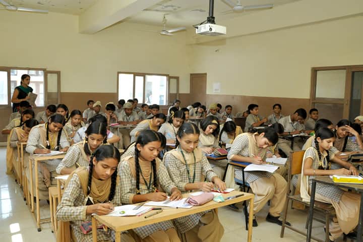 Shiwalik Public School-Class Room