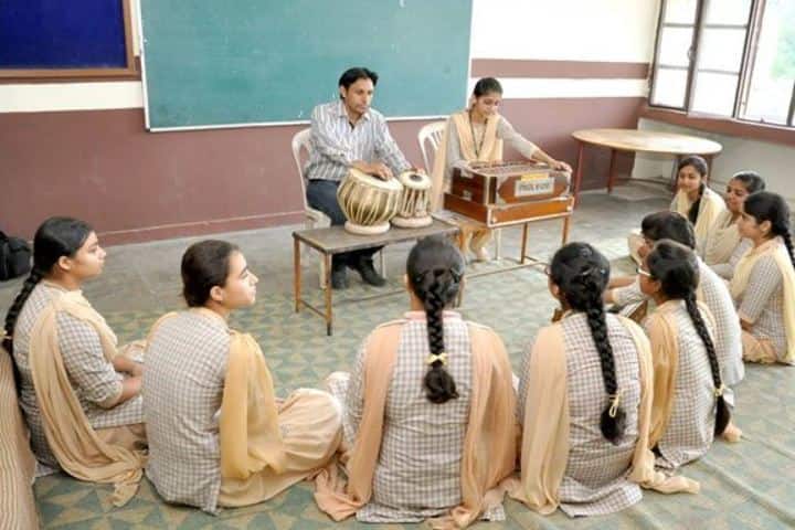 Shiwalik Public School-Music Class