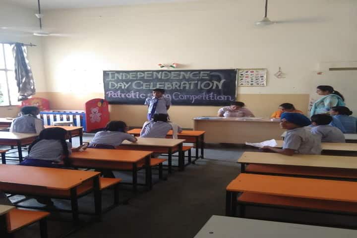 Shri Guru Harkrishan Adarsh Senior Secondary School-Classroom Activity