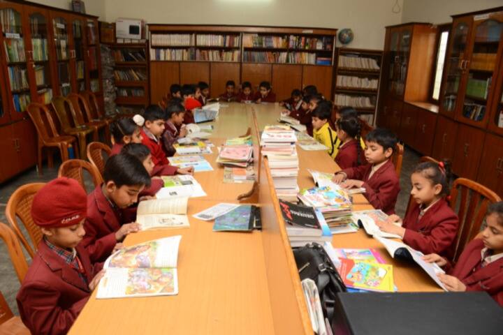 Shri Guru Jambheshwar D A V Senior Secondary Public School-Library