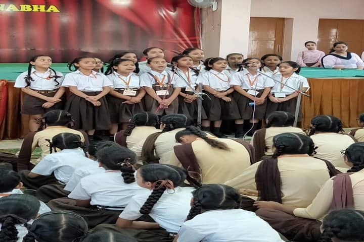 Shri Usha Mata Public School-Singing