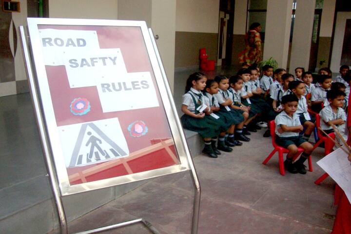 Simigo International School-Road Safety Event