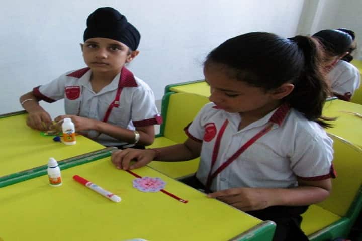 Singhal Stars School-Rakhi Making