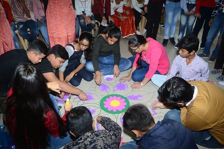 Singhal Stars School-Rangoli Competition