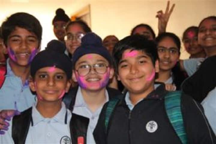 Smart Wonders School-Holi Celebrations