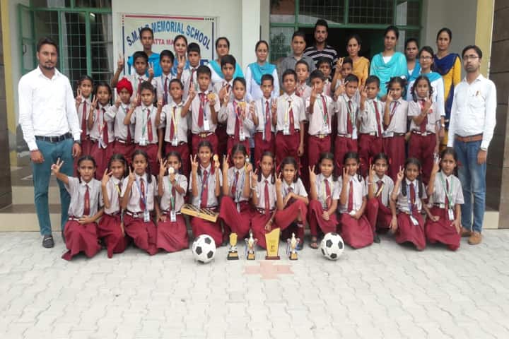 SMMB Memorial School-Faculty with Students
