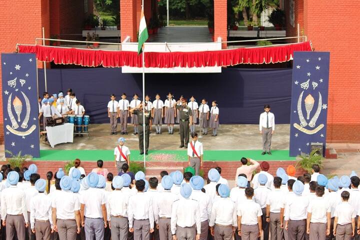 Sri Dasmesh Academy-Independence Day