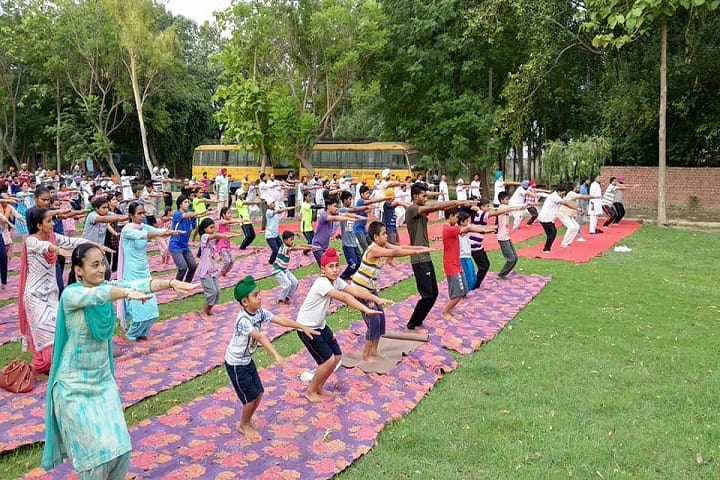 Sri Dasmesh Senior Secondary Public School-Yoga