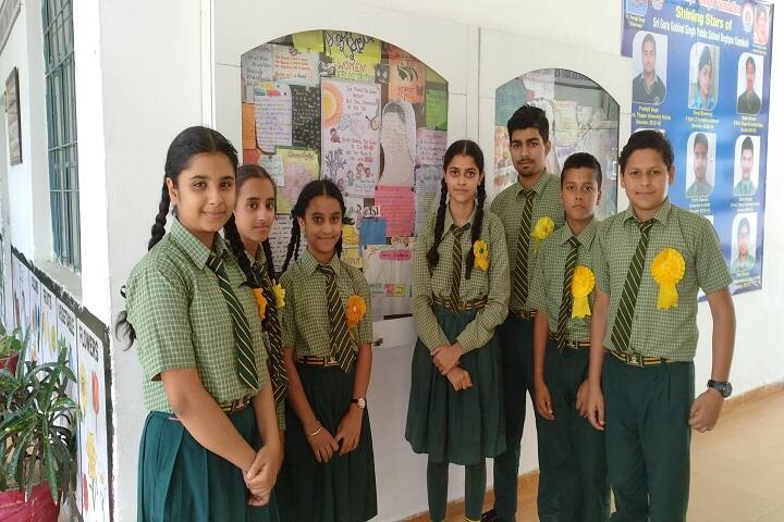 Sri Guru Gobind Singh Public School-Students