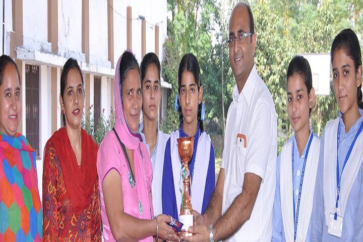 Sri Guru Hakrishan Public School-Sports Winner