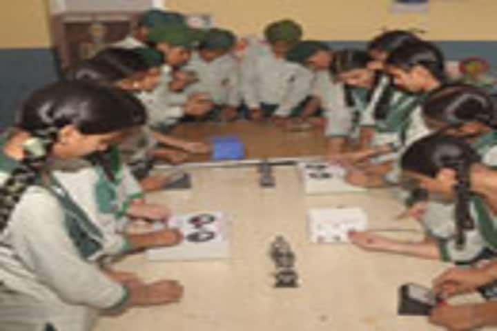 Sri Guru Hargobind Public School-Lab