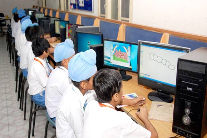 Sri Guru Harkrishan Public School-IT-Lab