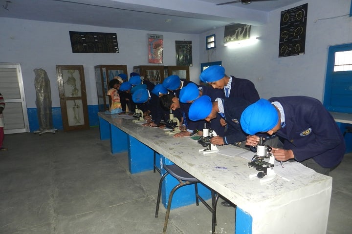 Sri Guru Harkrishan Public School-Biology-Lab