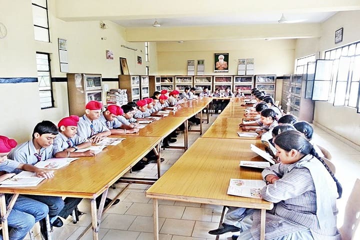 Sri Guru Harkrishan Public School-Library