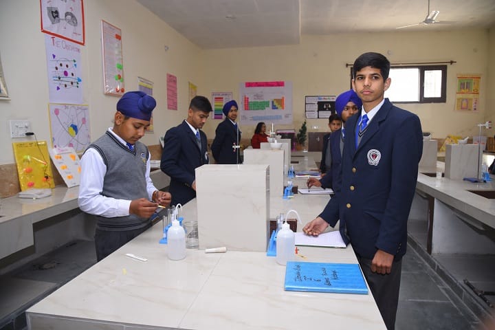 Sri Guru Harkrishan Public School-Chemistry-Lab