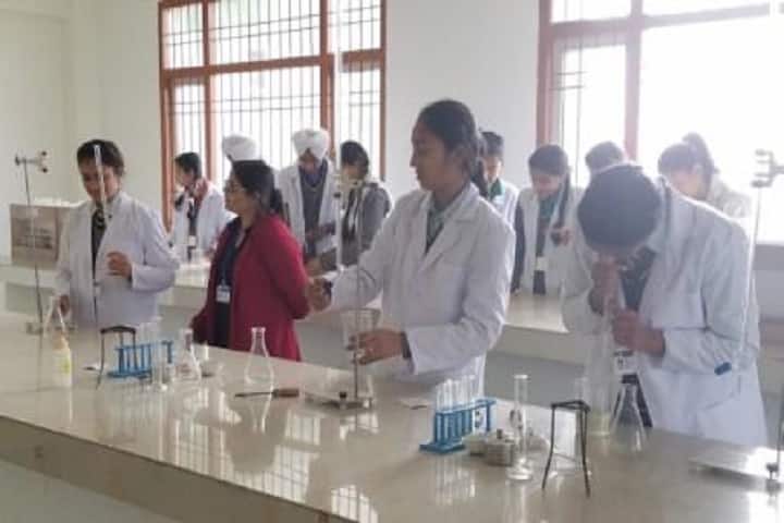 St Ezra International Senior Secondary School-Science-Lab