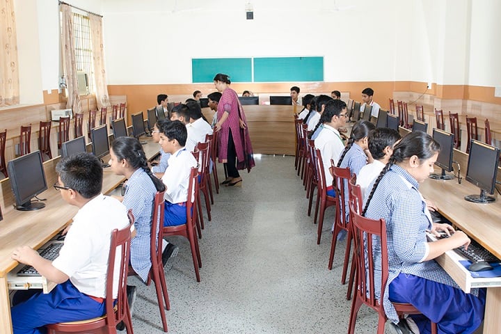 St Josephs Convent Secondary School-Computer Lab