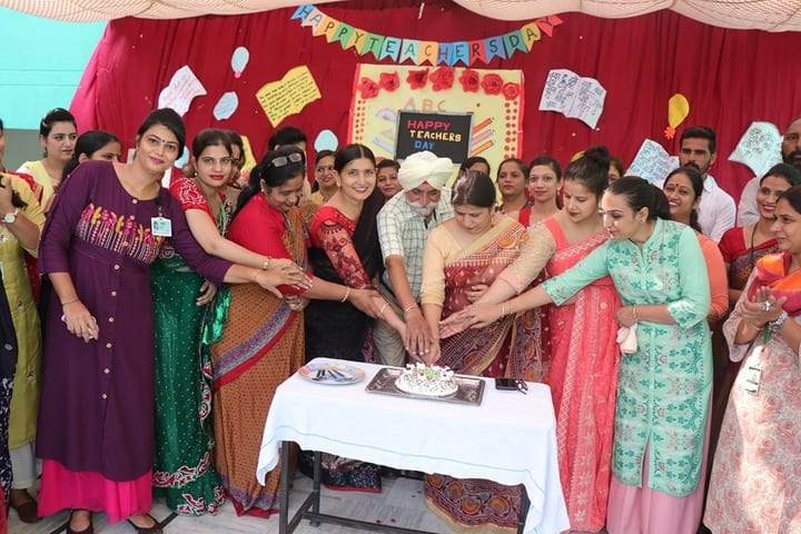 St Kabir Convent School-Teaachers Day