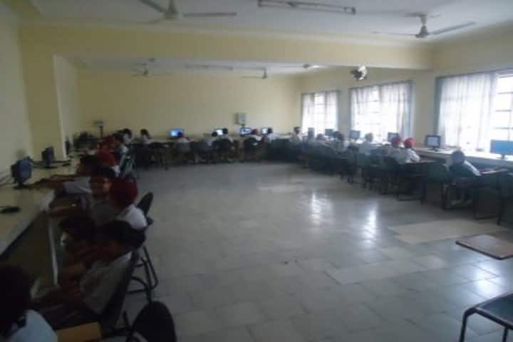 St Soldier International Convent School-Computer lab