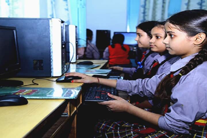 St Thomas Senior Secondary School-Computer Lab
