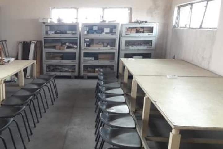 St Sai Senior Secondary School-Physics Lab