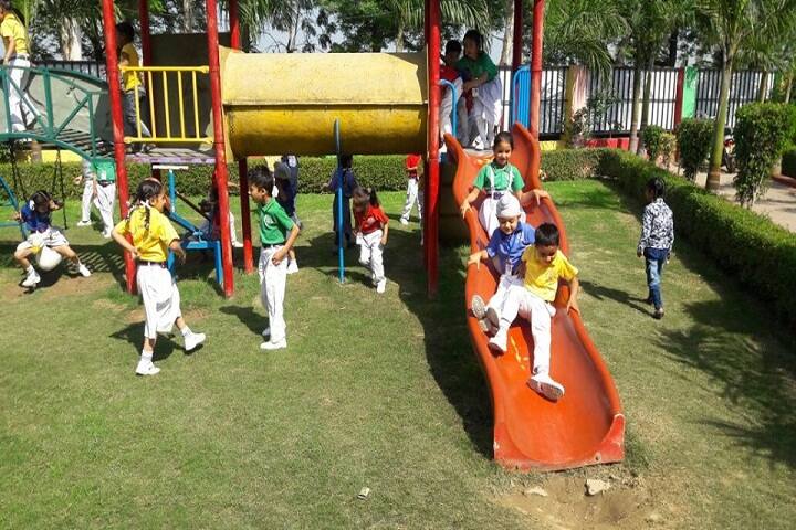 Stanford International School-Kids Play
