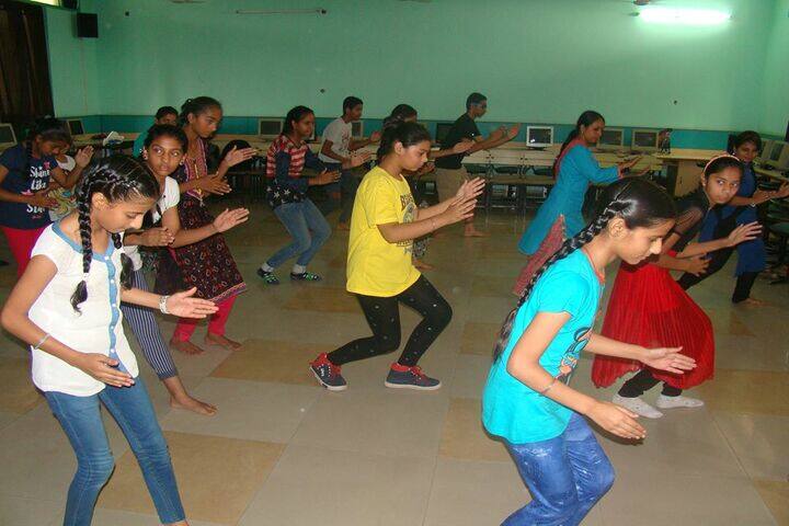 State Public School-Dance Class