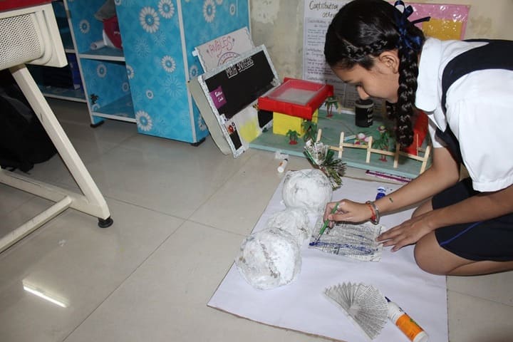 The Nobel School-Art And Craft
