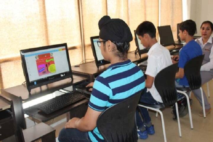 The Nobel School-Computer Lab