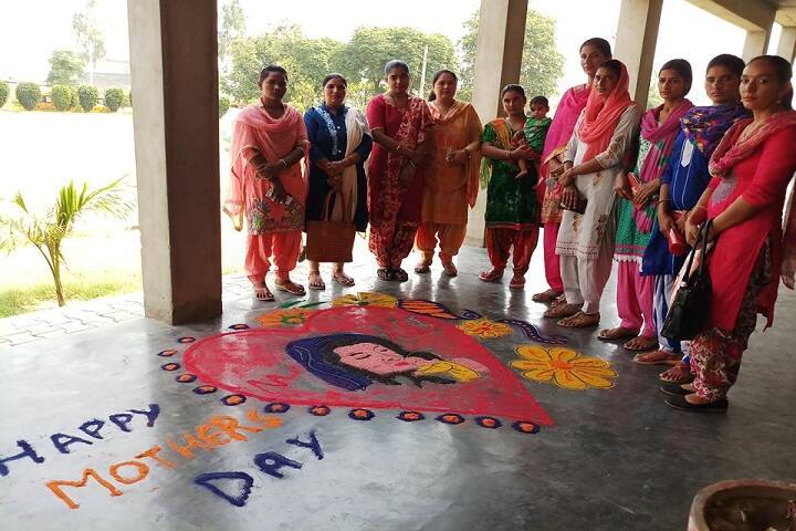Top Ranker International School-mothers day