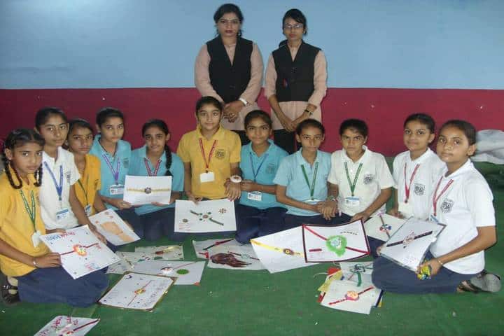 Victoria International School-Rakhi Making