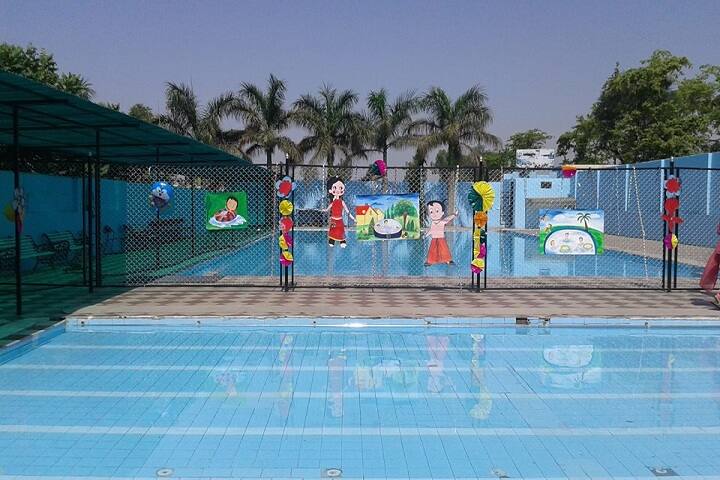Victoria International School-Swimming Pool