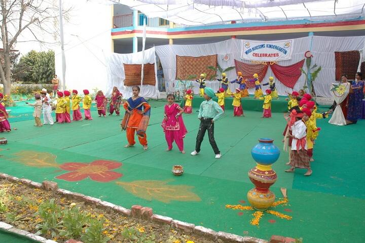 Wood Blossom School-Dance