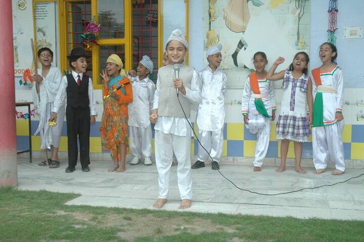 Wood Blossom School-Independence day