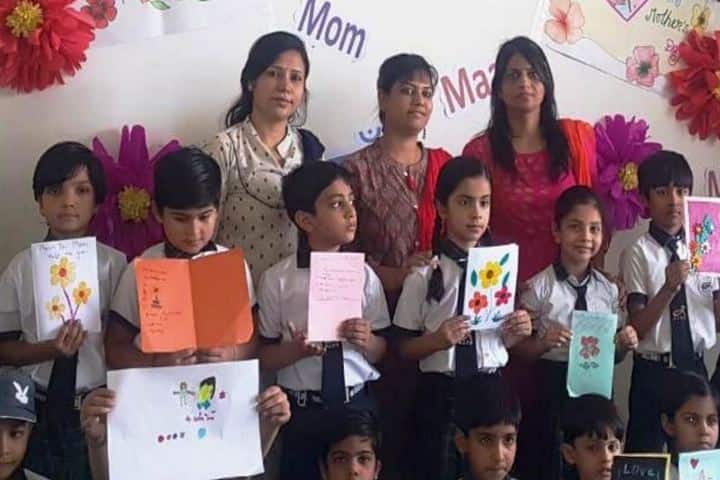 Adarsh International School-Mother's Day