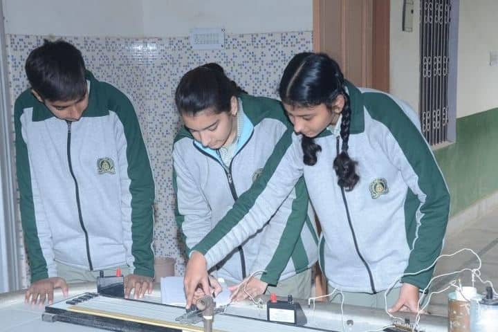 Adinath Public School-Physics Lab
