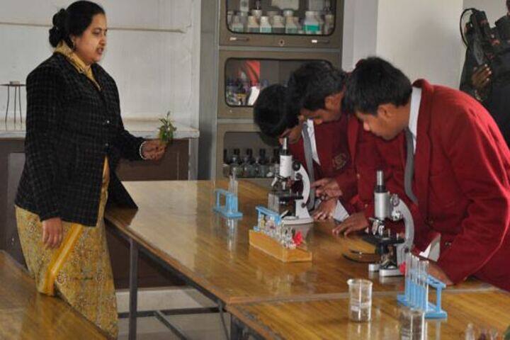 Aklank Public SchoolBiology Lab