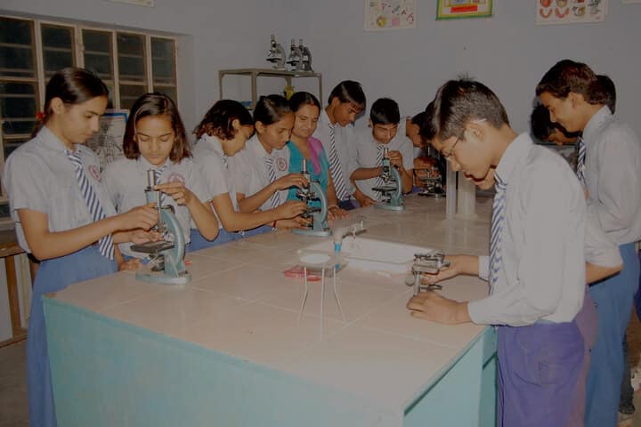 Aravali Public School-Biology Lab