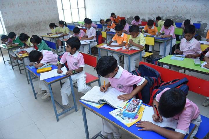 B P S Shikshan Sansthan-Classroom