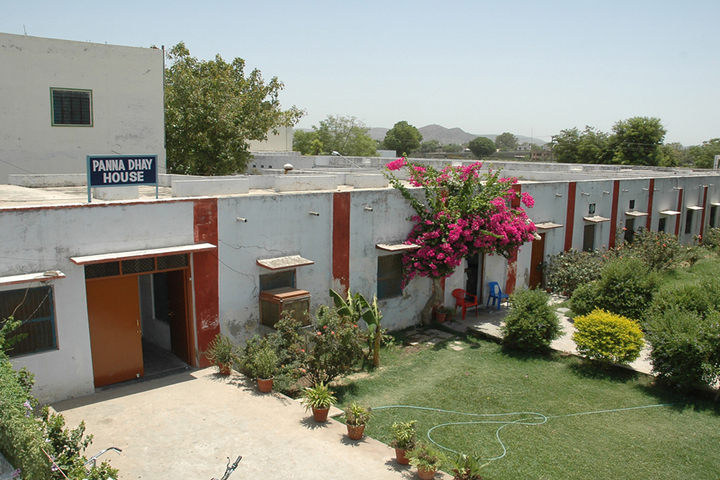 Bhopal NobleS Public School-Building