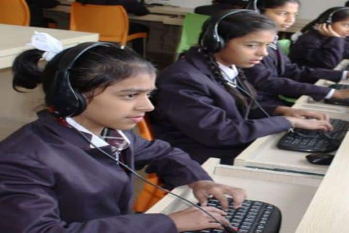 Bodhi International School-I T Lab