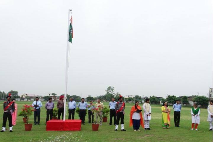 Career Point Gurukul School-Independence Day Celebrations