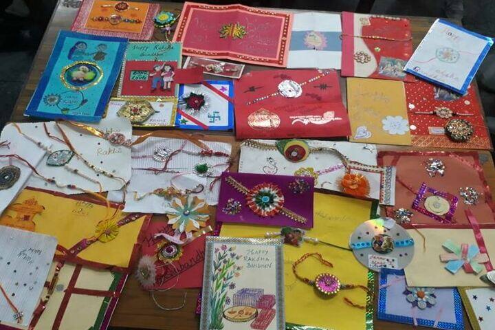 CFDAV Public School-Card Making