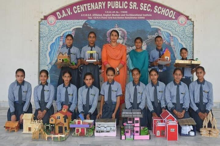 Dav Centenary Public School-Art and craft