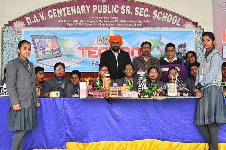Dav Centenary Public School-Techno Fair